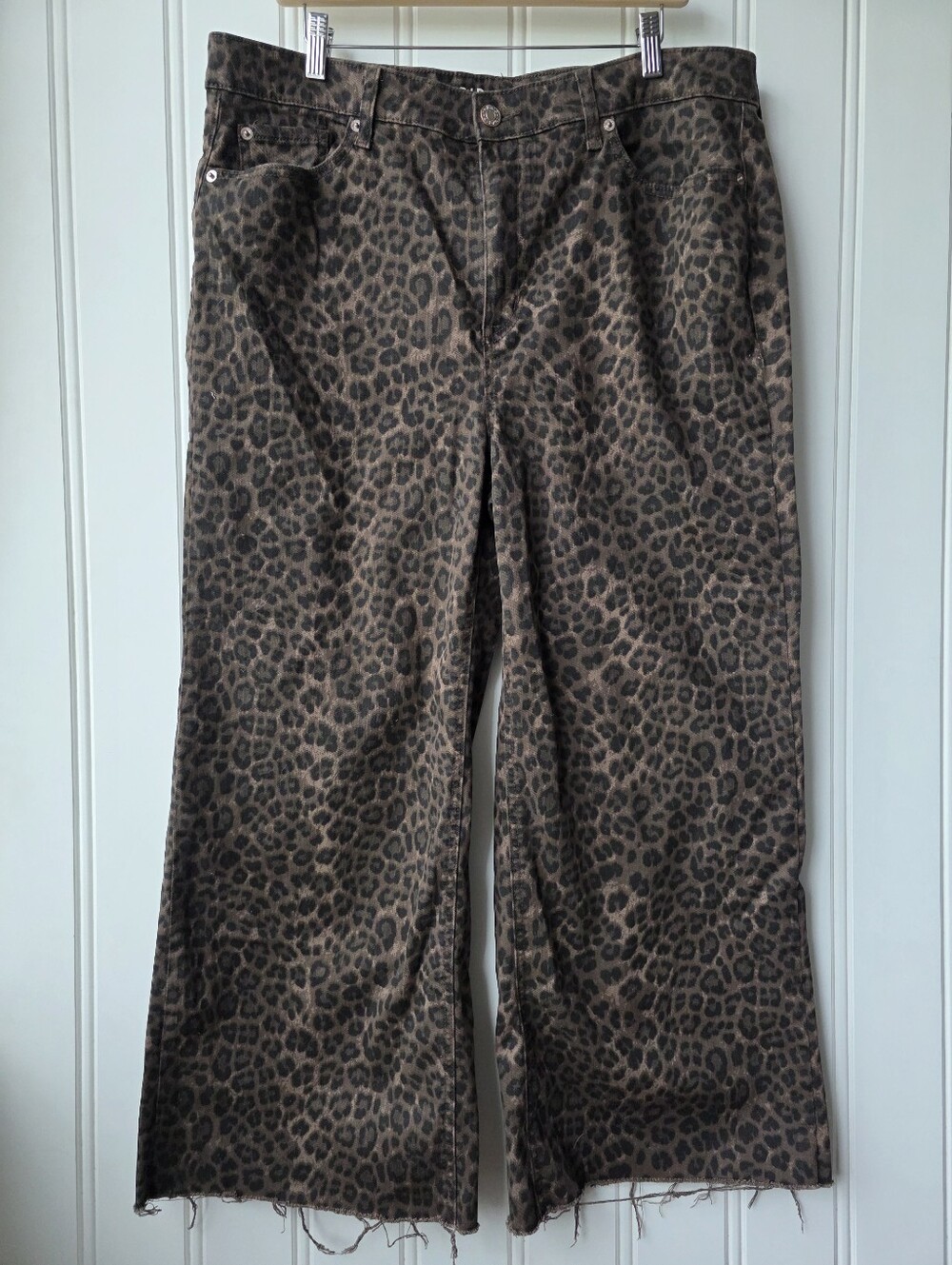 Torrid High Rise Wide Leg Vintage Stretch Brown Leopard Print Jeans Size 16R